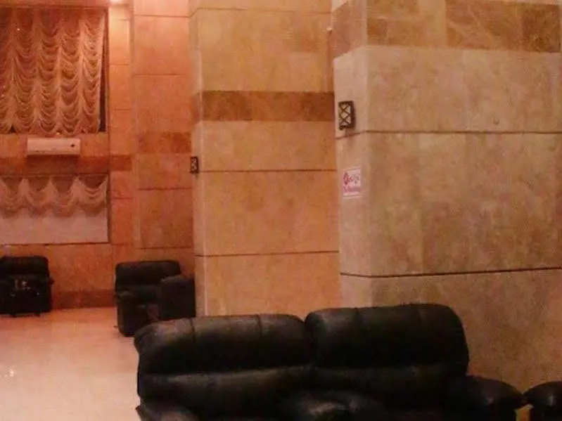 Al Rahabah Al Makkyah 3 contacts
